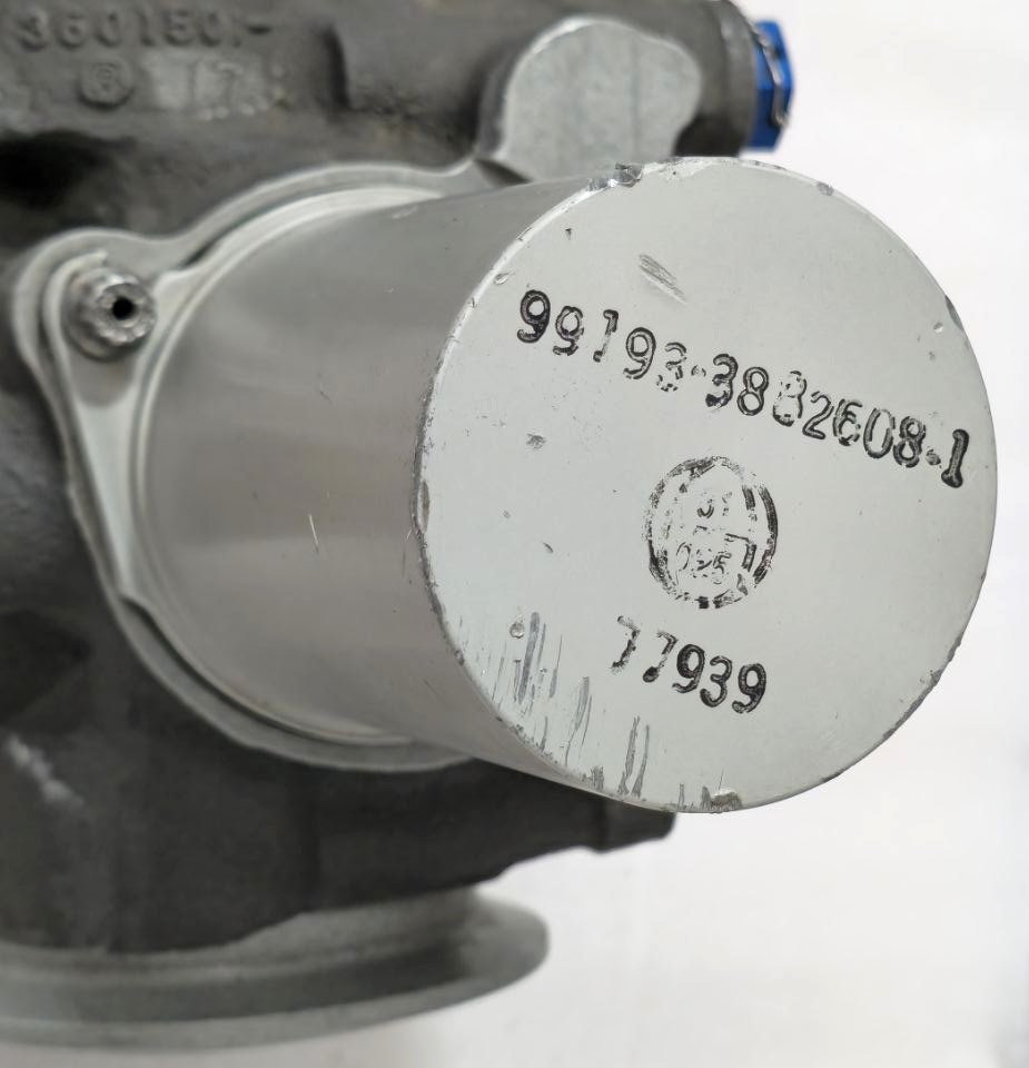 HONEYWELL TURBINE ENGINE MAIN FUEL CONTROL 3883420-1 99193 SOCN 3882880 -2 (6)