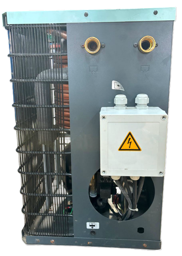 TMC TAMROTOR MARINE COMPRESSORS R35 SR NO. 2300206217 AIR DRYER (4)