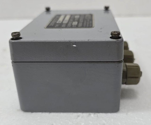 FURUNO ELECTRIC DB-1 SR NO-2000 DISTRIBUTOR UNIT FAST SHIP (5)
