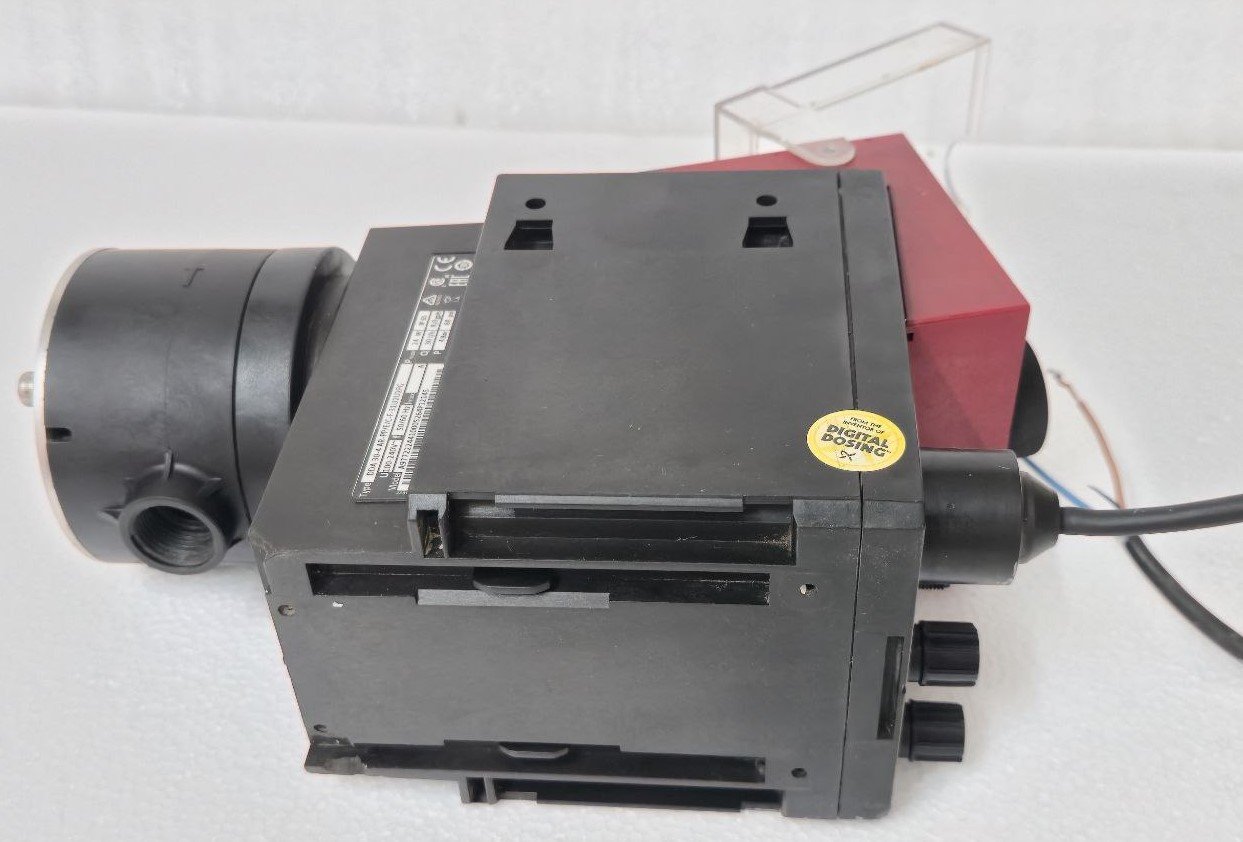 GRUNDFOS DDA 30-4 DIGITAL DOSING PUMP AR -PP FRANCE (13)