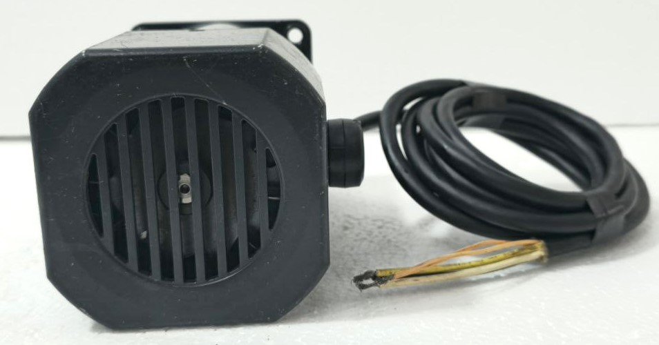 ORIENTAL MOTOR OM 5RK60A-AMF AC MAGNETIC BRAKE MOTOR 00400 (3)