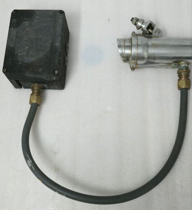 Z SIEGER 2104B2111 RX SHORT FLAMMEBLE DETECTOR 32VDC 10W SEARCHLINE EXCEL - 2 (2)