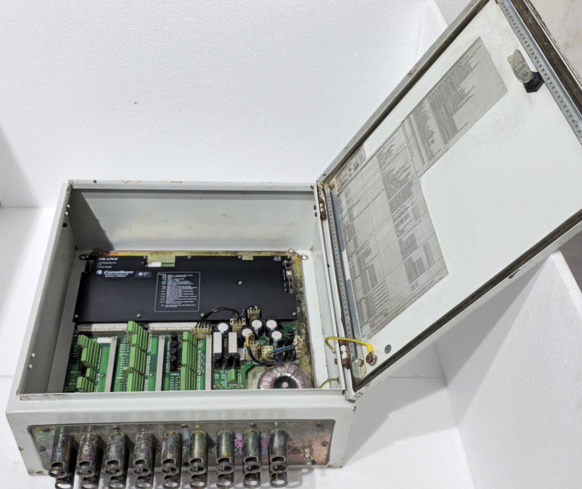 CONSILIUM NAVIGATION AB SAL LPU2 704500 SLE 09070077 LOG PROCESSING UNIT (11)