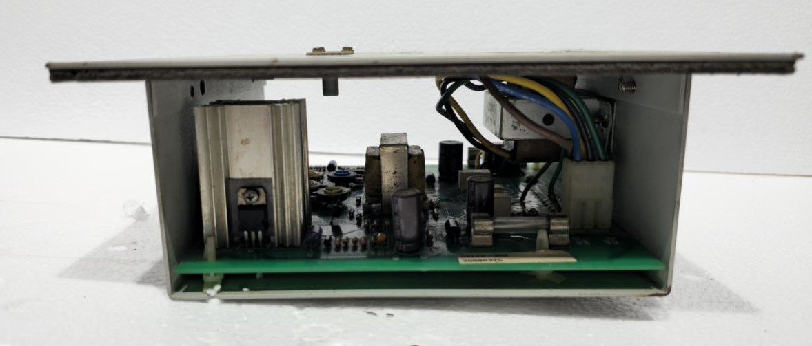 GAI TRONICS CORPORATION 723-003 REMOTE HANDSET SPEAKER AMPLIFIER 24VDC 22392229 (8)