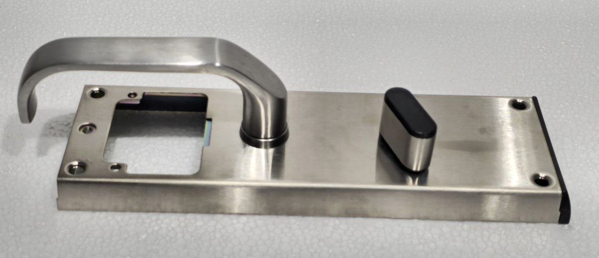 VINGCARD ELSAFE SATIN BRASS CLASSIC GUESTROOM LOCK BODIES & HANDLES Z3 LCU 3300 XC (10)
