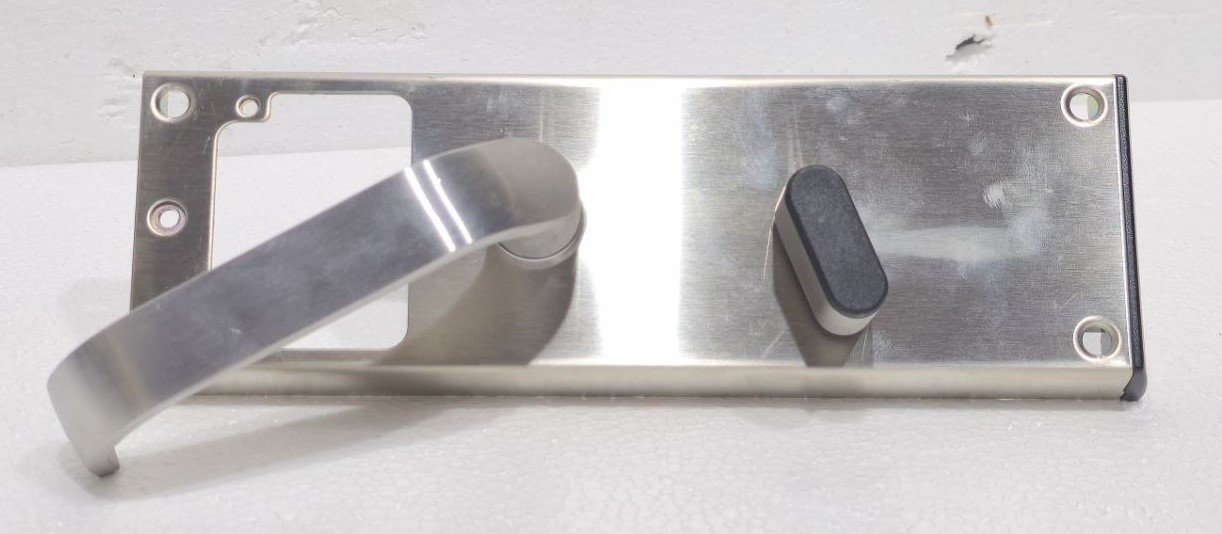 VINGCARD ELSAFE SATIN BRASS CLASSIC GUESTROOM LOCK BODIES & HANDLES Z3 LCU 3300 XC (11)