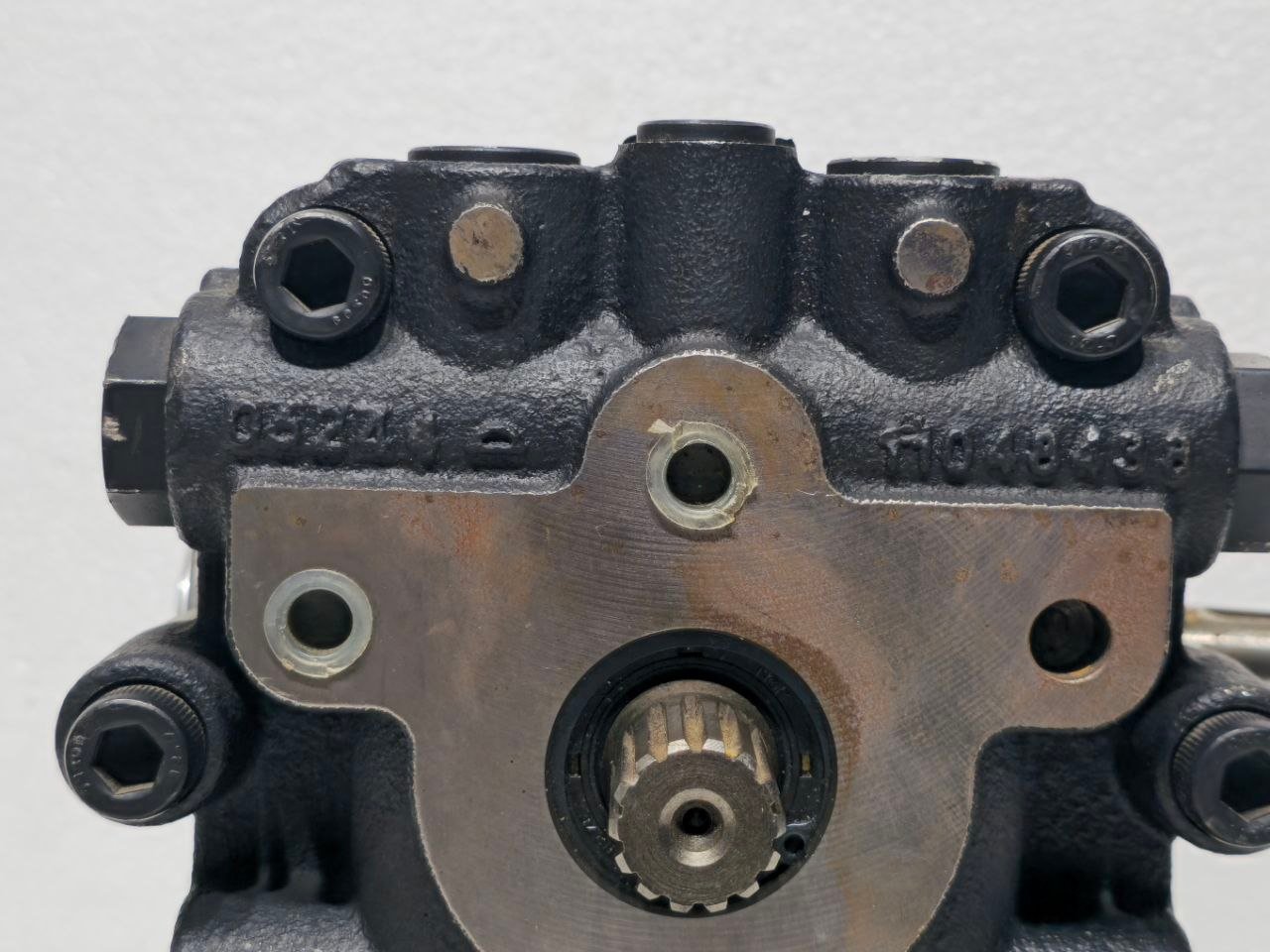 DANFOSS DSD LTD TRANSMISSION 11273546 J212100735 JAPAN UNUSED (8)