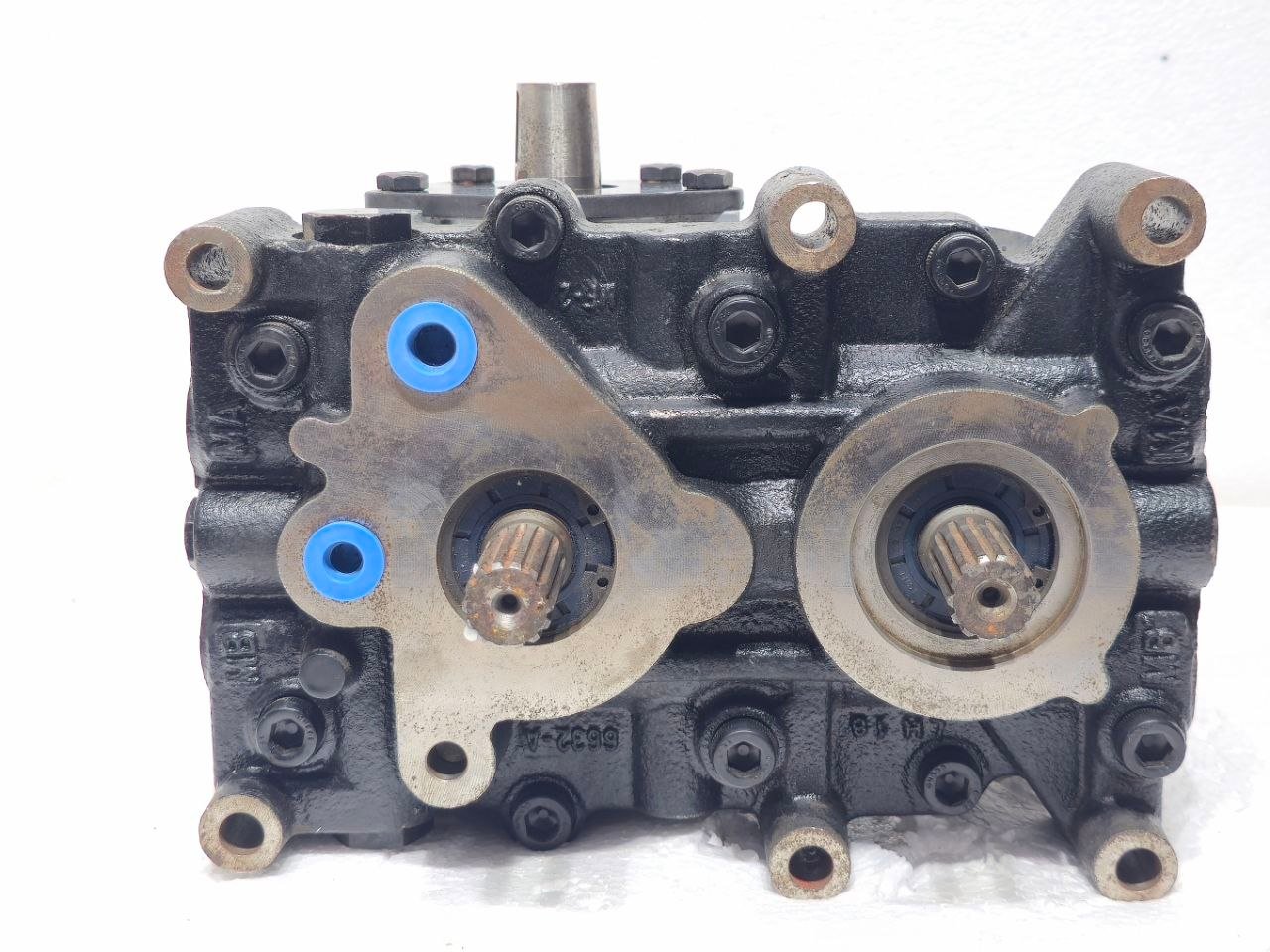 DANFOSS TRANSMISSION U STYLE CW LDU32 11275114 006523342J01 (11)