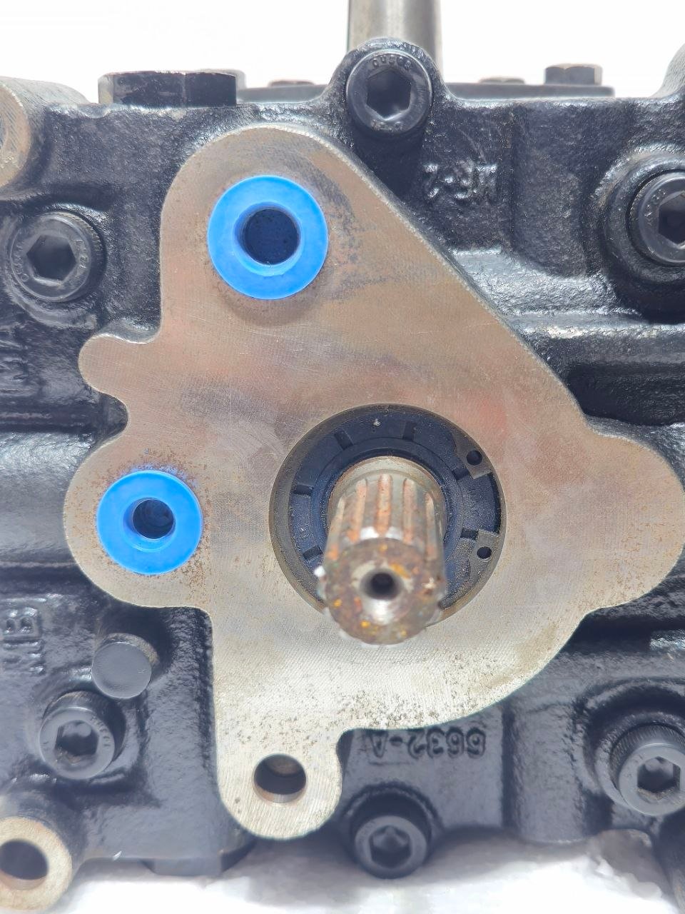 DANFOSS TRANSMISSION U STYLE CW LDU32 11275114 006523342J01 (14)