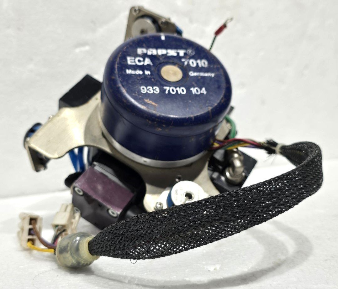 PAPST ECA 7010 EXTERNAL MOTOR 933 7010 104 FAST SHIP VIA FED EX DHL (3)
