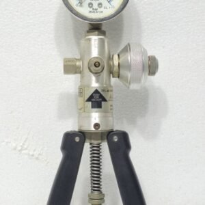 SI INSTRUMENT TP1-40 PRESSURE CALIBRATION HANDHELD TEST PUMP 40BAR/600PSI 10090628