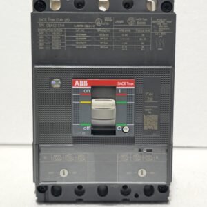 ABB SACE TMAX XT4H 250 3 POL CIRCUIT BREAKER TMA 150-1500 3P BROKEN CEA1217744