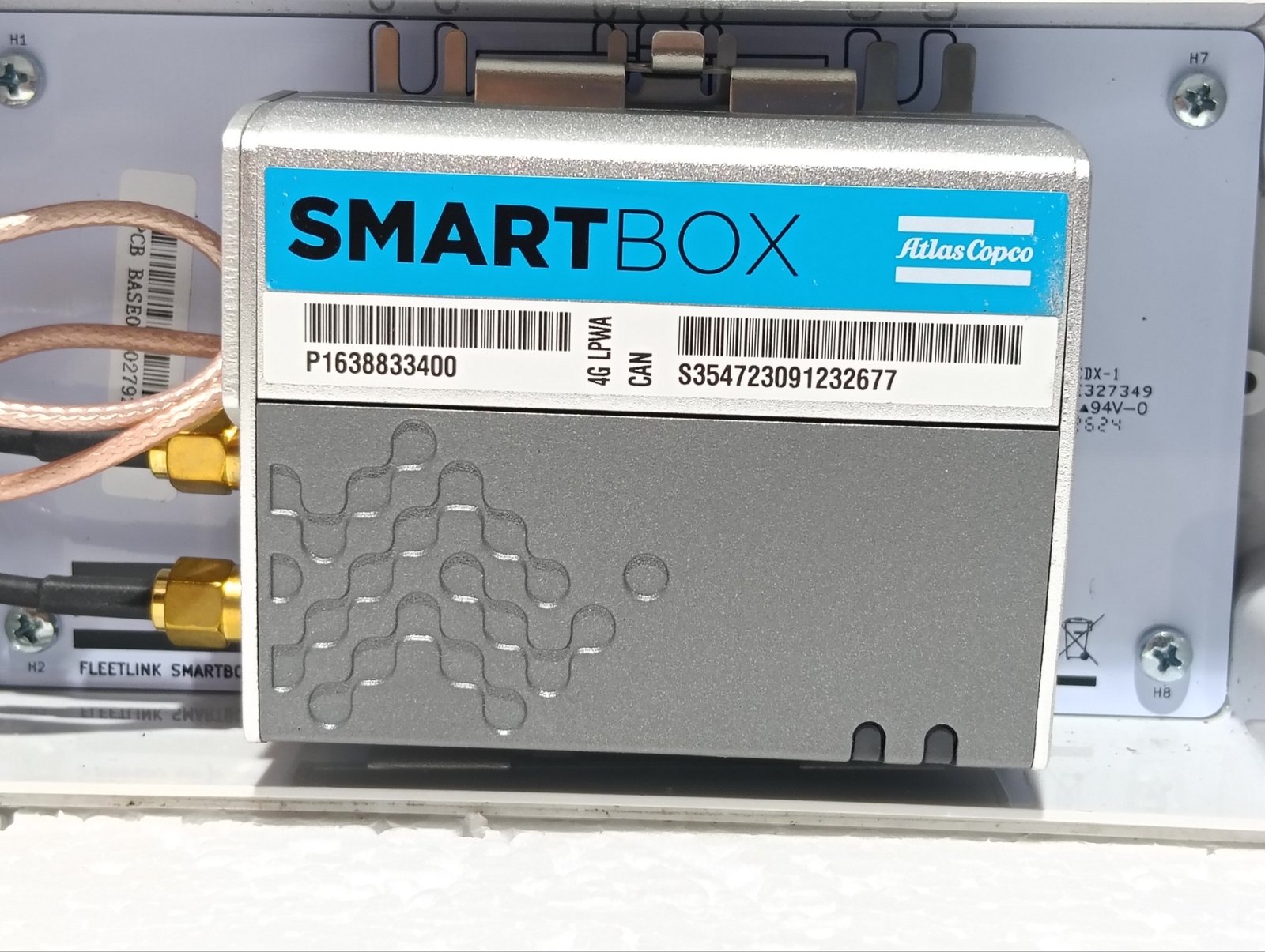 ATLAS COPCO P1638833400 FLEETLINK SMARTBOX COMPRESSOR MONITOR ETHERNET MODEM (10)