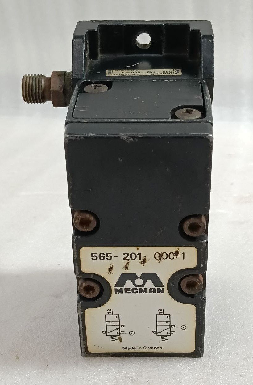 MACMAN 5652010001 32- DIRECTIONAL VALVE SERIES 565 (1)
