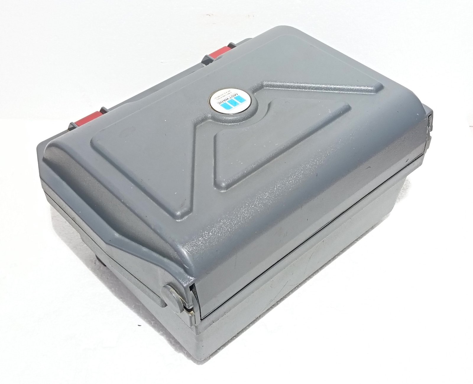 MOTWANE EMPOWERING MEASUREMENT LR 2045-S DIGITAL MICRO OHM METER ONLY UNIT (8)
