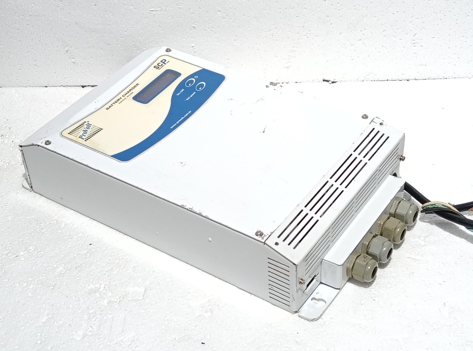 PROVOLT BATTERY CHARGER SCP 1240 110V INPUT 12V 40A OUTPUT 480W COD 2 20 4206 D (14)