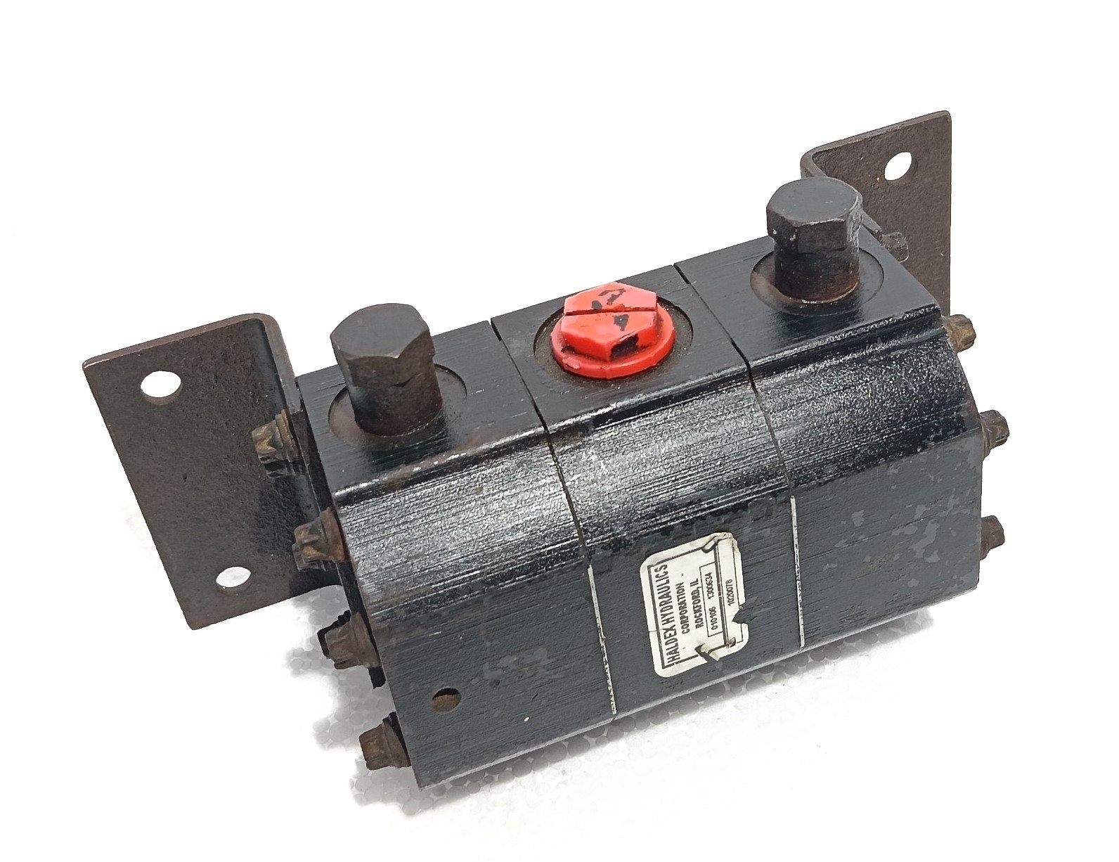 HALDEX HYDRAULICS 1020078 FLOW DIVIDER 2 SECTION 0.129 IN³SECTION 34-16 01016 (3)