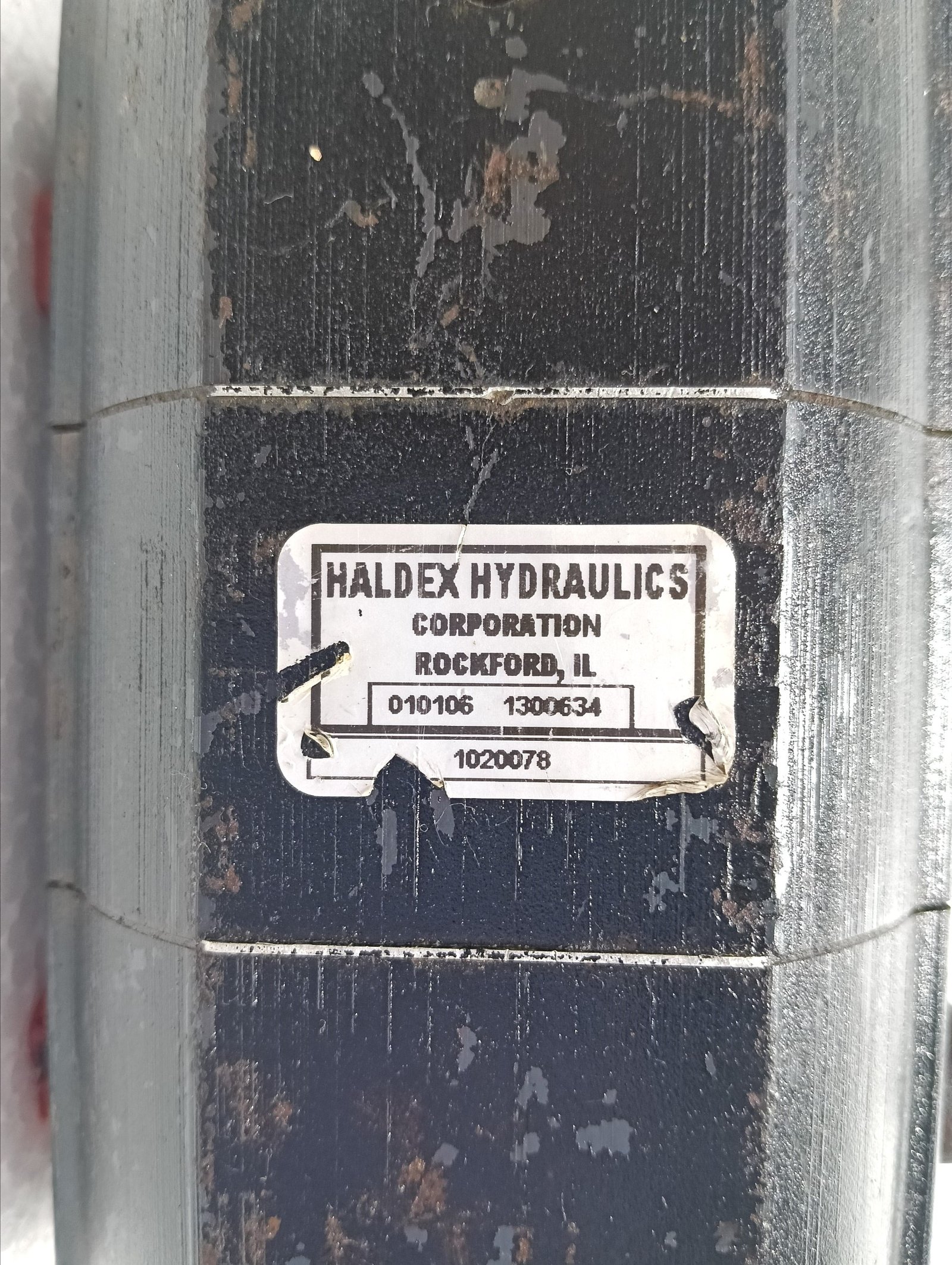 HALDEX HYDRAULICS 1020078 FLOW DIVIDER 2 SECTION 0.129 IN³SECTION 34-16 01016 (4)