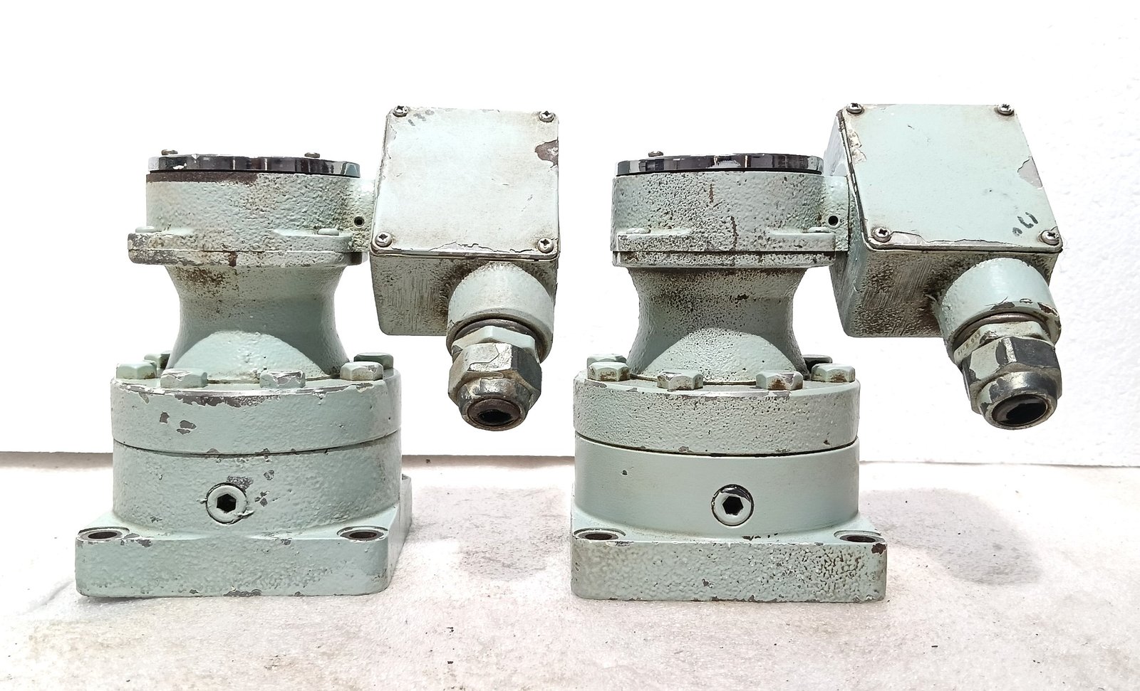 OVAL PI 46B11-14330CC VALVE OPENSHUT POSITION INDICATOR Y1-31 LOCK FS-F0 (12)