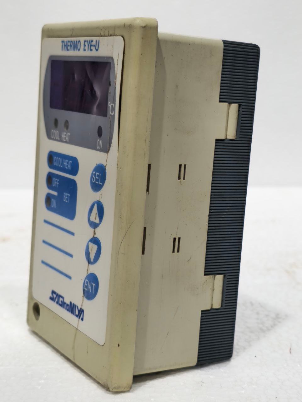 SAGINOMIYA THERMO EYE-U TEMPERATURE CONTROLLER DISPLAY (2)
