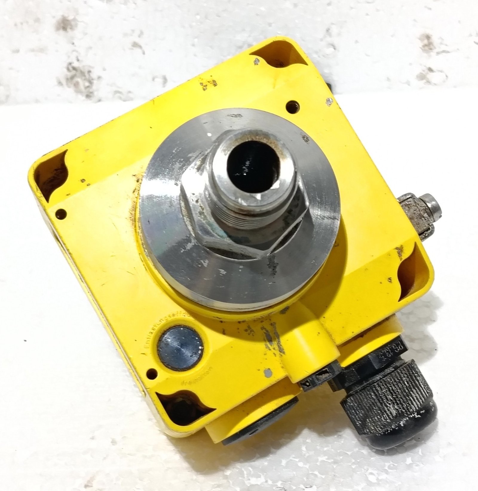 VEGA BAR20 XGR111 PROCESS PRESSURE TRANSMITTER 10 BAR IP65 10829216 (3)