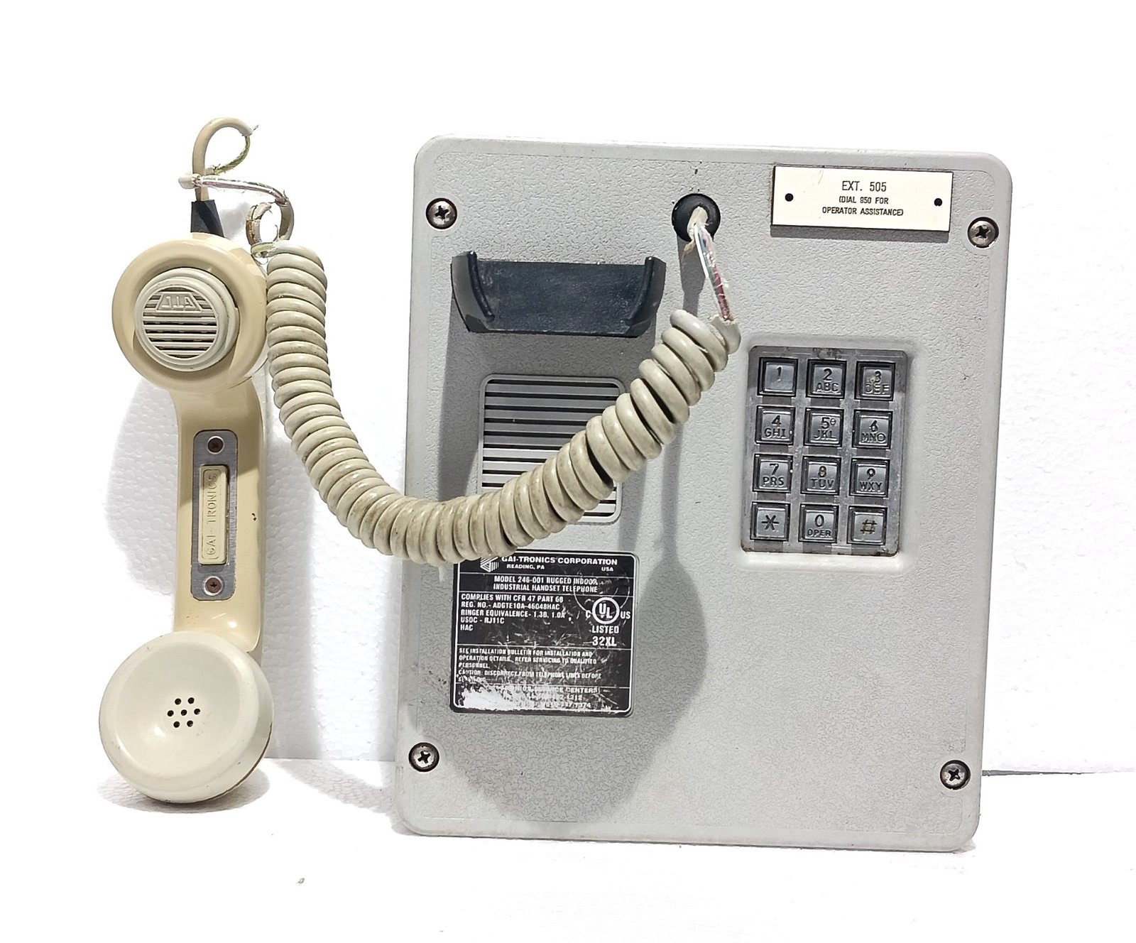 GAI-TRONICS 246-001 RUGGED INDOOR INDUSTRIAL HANDSET TELEPHONE 22146750 (14)