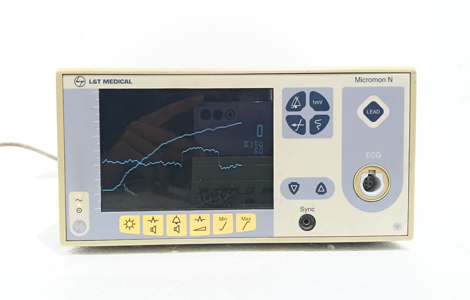 L&T MEDICAL MICROMON N ECG MACHINE WITH 3 LEAD CABLES 3-84-390-0052-23 M-84-N 155 (1)