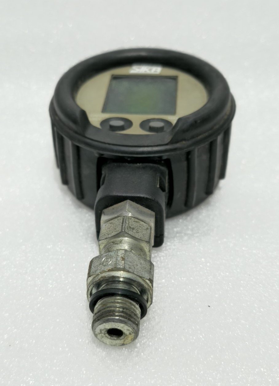 SIKA PRESSURE GAUGE 0-300 BAR CR-2430 005035 (7)