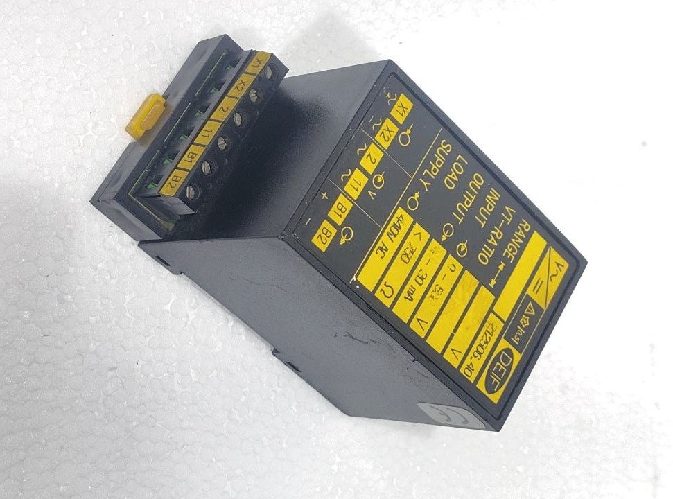DEIF 0.5 212506.40 VOLTAGE TRANSDUCER 440 VAC INPUT 0-50V OUTPUT 0-20 mA (1)
