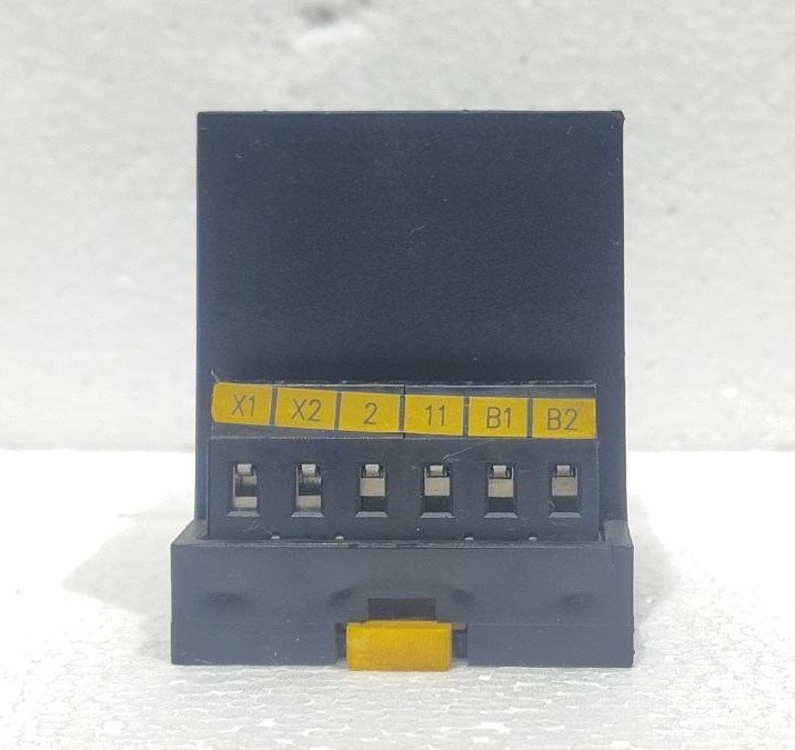 DEIF 0.5 212506.40 VOLTAGE TRANSDUCER 440 VAC INPUT 0-50V OUTPUT 0-20 mA (4)