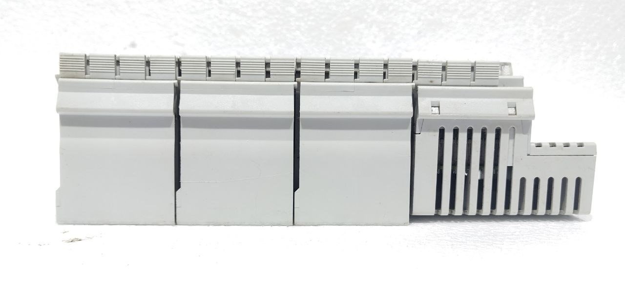 REXROTH R911172194-AD1 PROFIBUS COUPLER R-IL PB BK DI8 DO4CN-PAC 2700521 X7P (7)