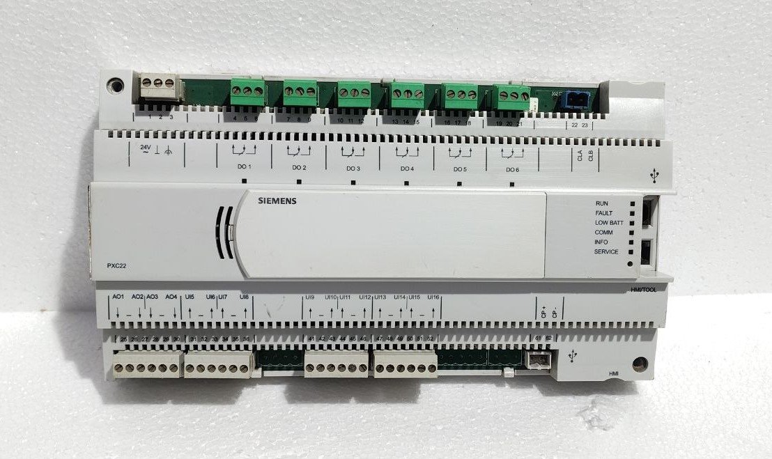 SIEMENS PXC22.D AUTOMATION STATION 120906H12524 IP20 30VA T50 (11)