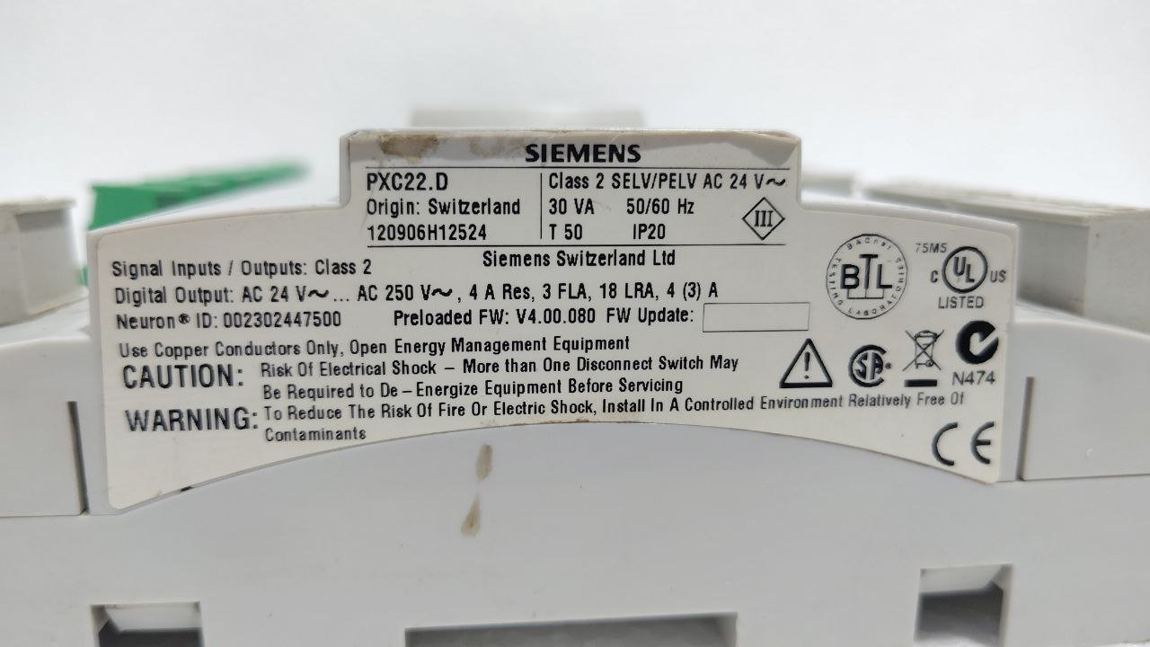 SIEMENS PXC22.D AUTOMATION STATION 120906H12524 IP20 30VA T50 (5)